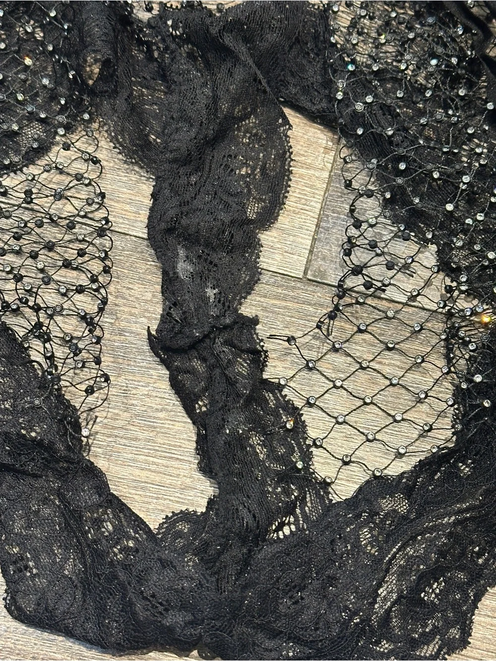 Yandy Fishnet Jewel Lingerie Large/XLarge - Picture 13 of 15